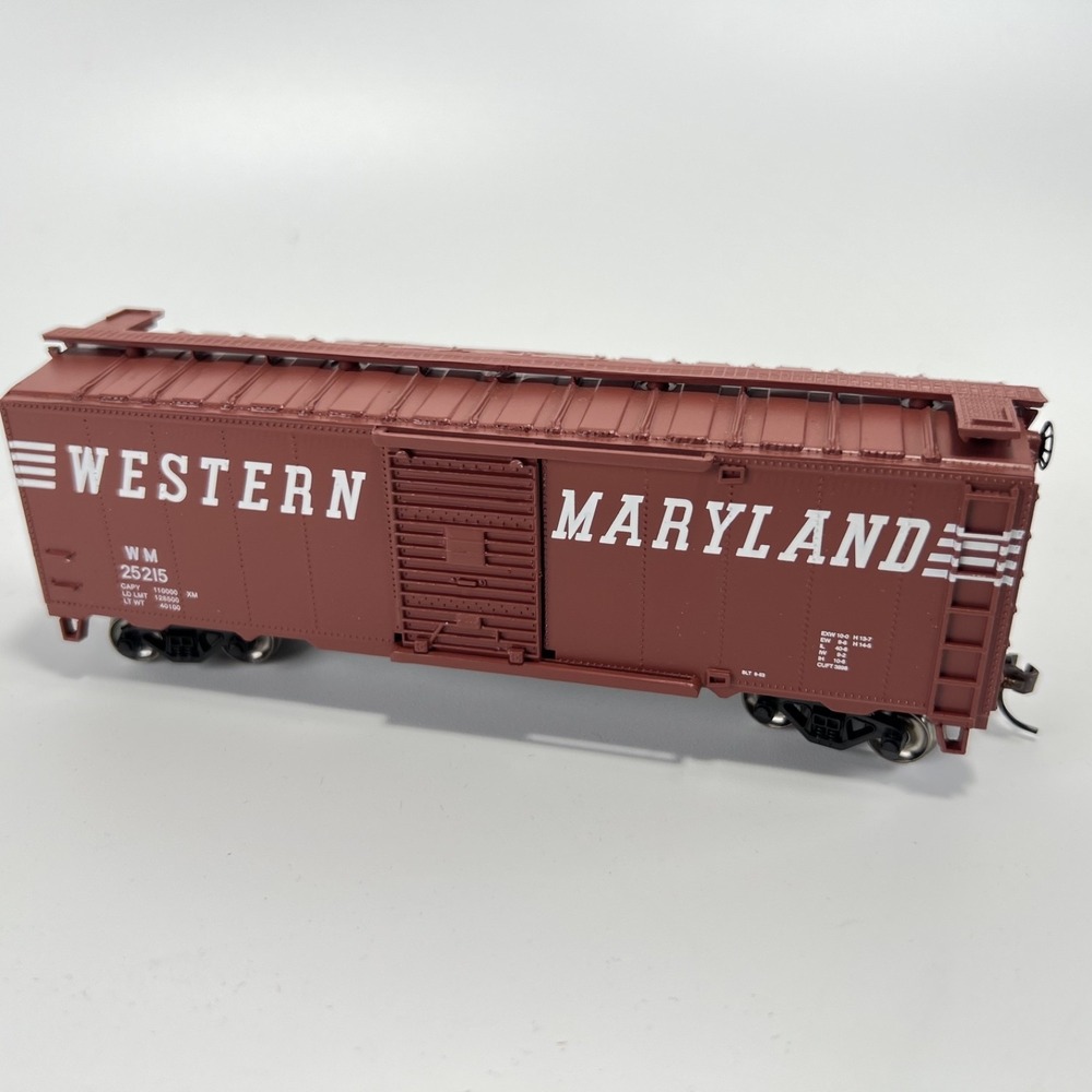 Bachmann Silver Series 17037‎ HO Western Maryland  40' Boxcar - Boxed, Excellent